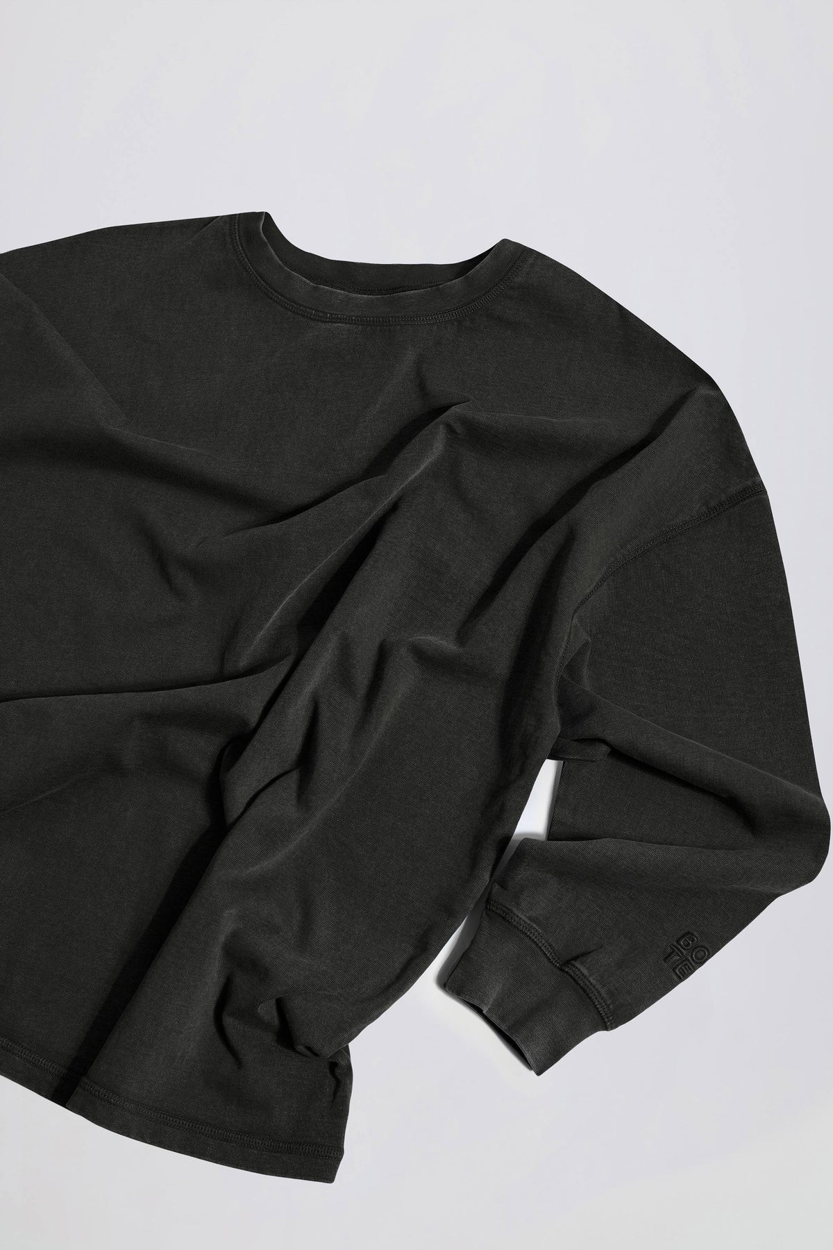 Acid Wash Long-Sleeve Oversized T-Shirt in Ash
