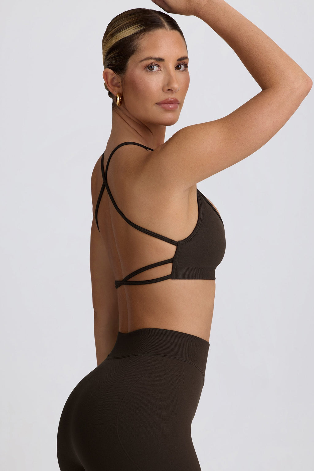 Super Sculpt Seamless Backless Sports Bra in Brown